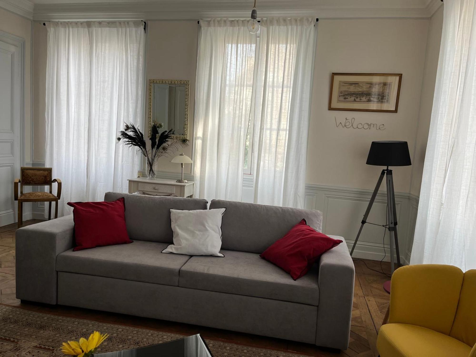 La Villa Louana 1 Appartement 160M2 Sobriete,Elegance En Coeur De Ville Aubusson  Eksteriør billede