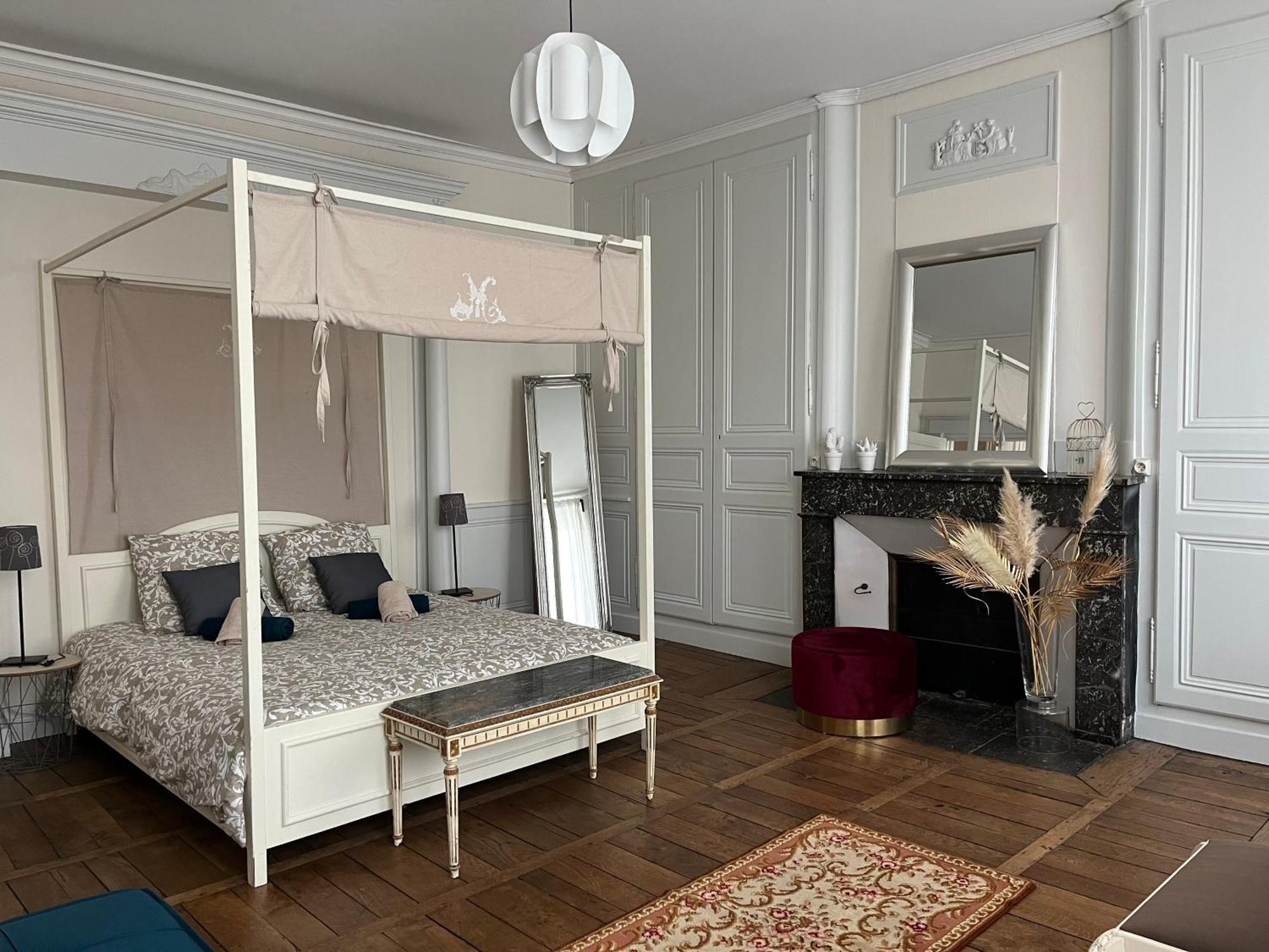 La Villa Louana 1 Appartement 160M2 Sobriete,Elegance En Coeur De Ville Aubusson  Eksteriør billede